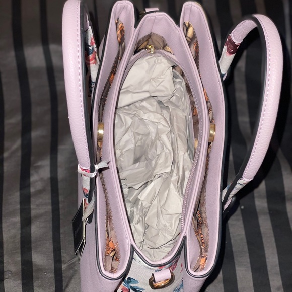 Purse - Picture 3 of 3